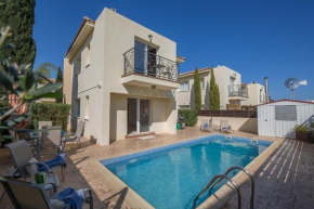 Beautiful 5 Star Holiday Villa in a Prime Location in Paralimni,Book Early to Secure Your Dates, Paralimni Villa 1319